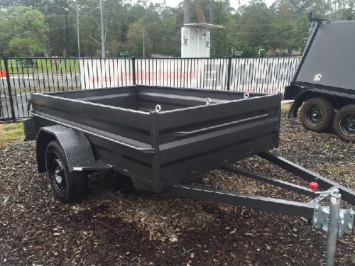 8x5 Box with Tie Downs