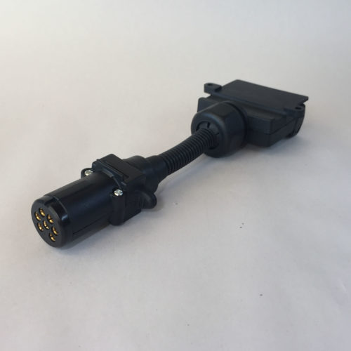 Trailer Adaptor - 7 Pin Flat Socket to 7 Pin Large Round Plug